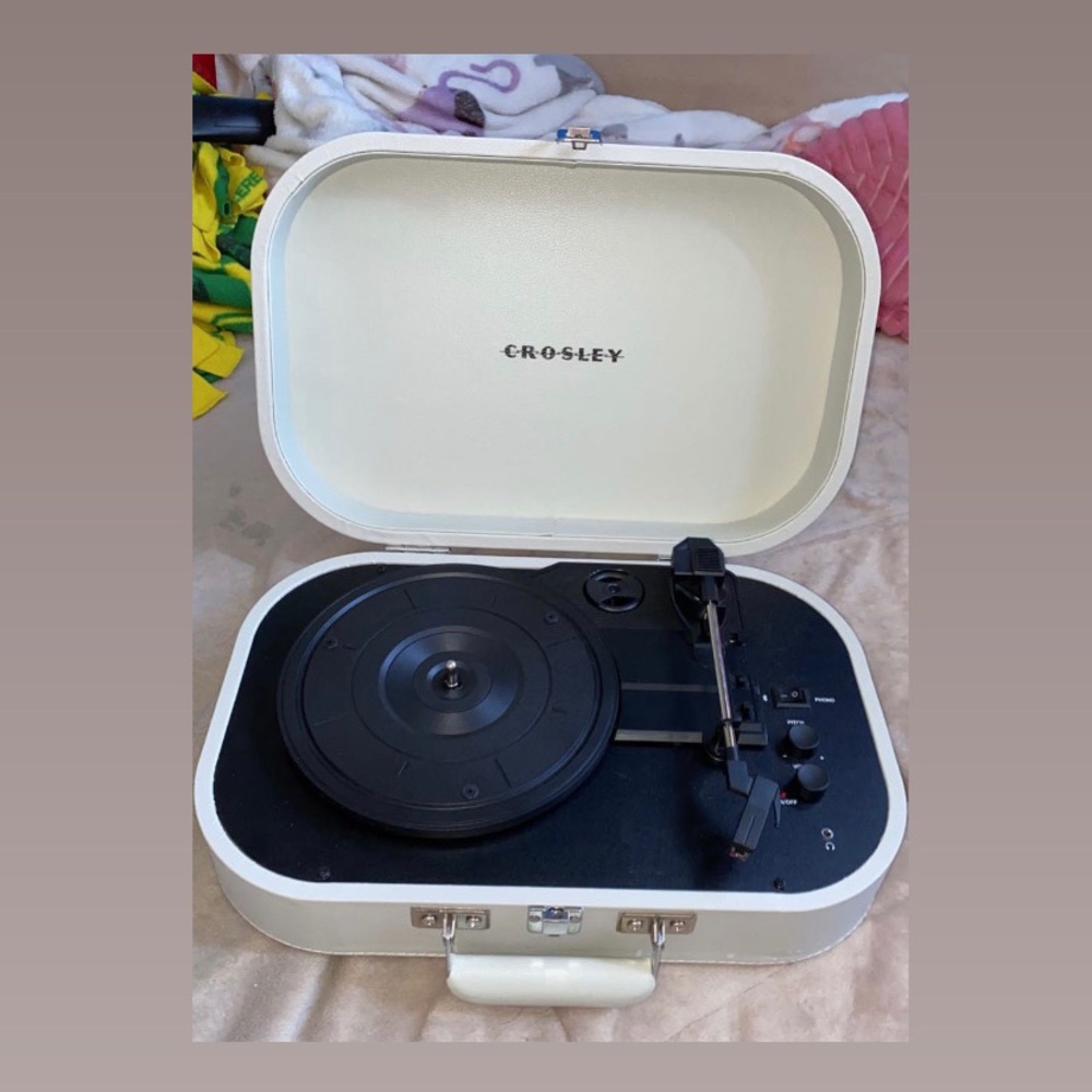 Crosley Discovery Turntable